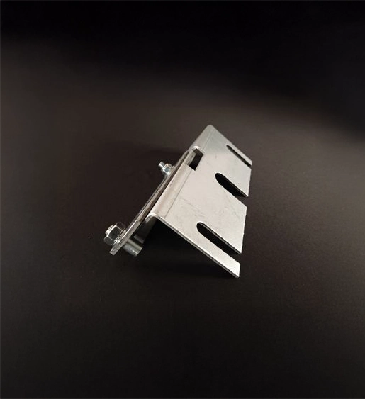 Equerre de porte entraxe 180mm avec mentonnet simple