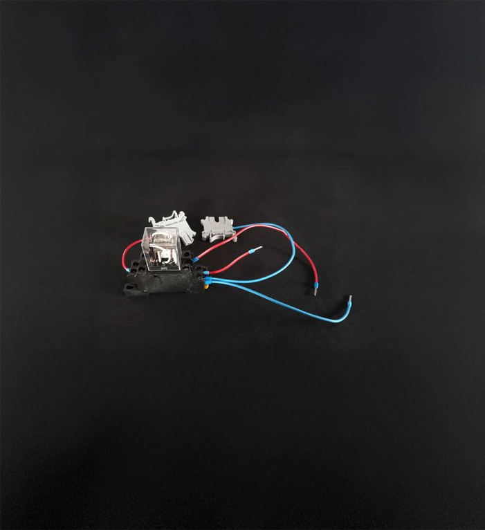 Kit pour pose d'un dispositif sonore et lumineux pour coffret